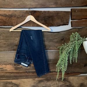 Lightly distressed Anthro skinnies